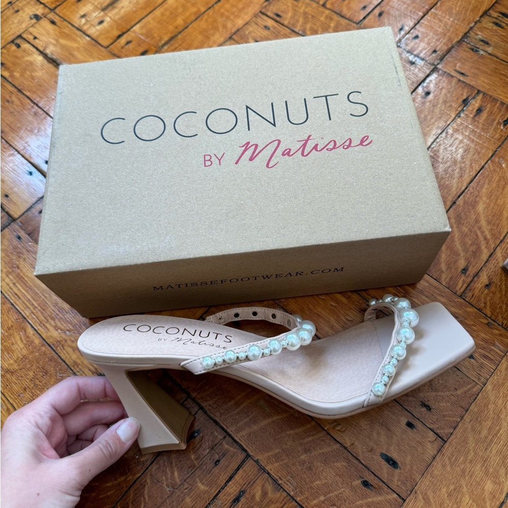 Pearl heels Coconuts Bobbie Nude bridal shoes sandals new - Picture 5 of 9